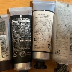 【今週800円】「ハンドクリーム詰め合わせ♡」の画像