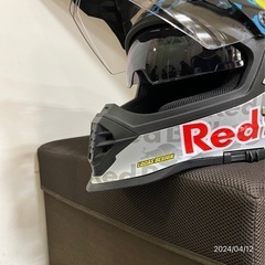 レッドブル　ヘルメット　オフロード　美品  XLの画像