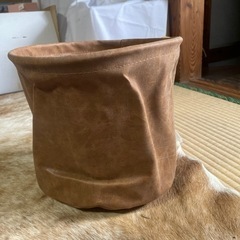 フェイクレザー・ポット・植物
