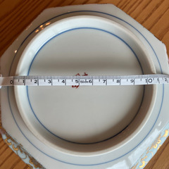 九谷焼　金山窯　八角鉢　赤絵瓔珞紋　白粒鉄仙　大鉢　菓子鉢　金彩の画像