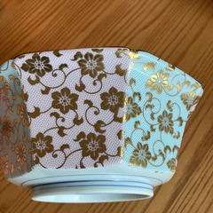 九谷焼　金山窯　八角鉢　赤絵瓔珞紋　白粒鉄仙　大鉢　菓子鉢　金彩