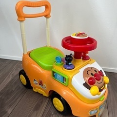 アンパンマン　よくばりビジーカー