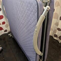 セミダブル折りたたみ収納リクライニングベッドフレーム（介護などで便利）