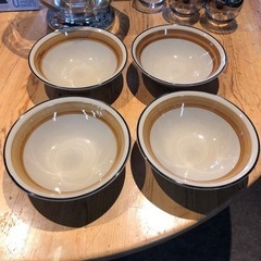 【引取り限定】中古品　食器　4枚セット　Daisy Vale　ス...