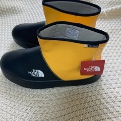 靴/バッグ 靴 サンダル　　　　ノースフェイス　トラバースベースキャンプ　ブーティ　防水ブーツ（新品未使用タグ付き）ノースフェイス　27センチ　の画像