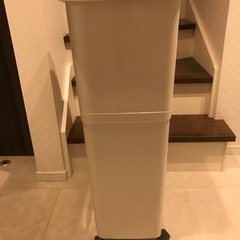 キャスター付き　2段ゴミ箱の画像