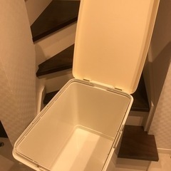 キャスター付き　2段ゴミ箱の画像