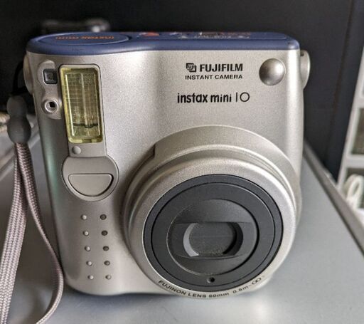 FUJIFILM instax mini10 チェキ 動作確認済み　電池新品です
