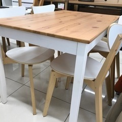 4人掛けダイニングテーブルセット　受け渡し決定の画像