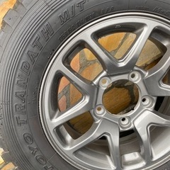 ジムニートーヨートランパスMT現行ジムニーホイルの画像
