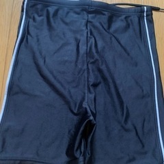 【今週500円】【美品】「男児スイミング水着」の画像