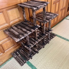 ガーデンラック　フラワースタンドの画像