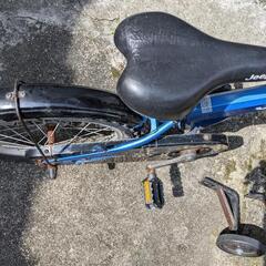 子供用自転車　16インチ　補助輪ありの画像