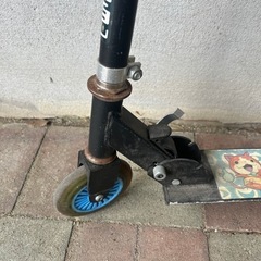 キッズ　キックボードの画像