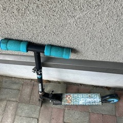 キッズ　キックボードの画像