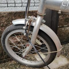 自転車 折りたたみ自転車の画像