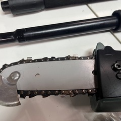 18V 充電式 高枝 チェーンソー 庭作さん はぴねすくらぶ 延長パイプあり 2.7m 取説•充電器付属 動作確認済 中古品 ①の画像