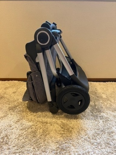 超美品　ストッケスクート2 　　ベビーカー　対面も可能バギー