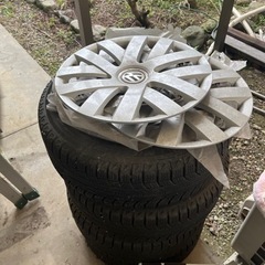 車のパーツ タイヤ、ホイール
