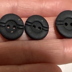 中古 デザインボタン(イカリ模様)の画像