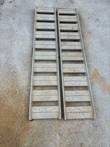 中古品 昭和アルミブリッジ アルミラダー SBA180-30-0.5 1800㎜×300㎜ 0.5t（組）