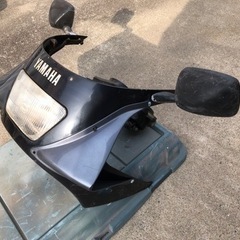 ヤマハ　TZR250 3MA フロントカウル回り