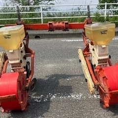 サン機工　ベルト式　施肥　シーダ　播種機　さばける号　2連　 ト...