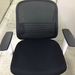 中古　美品　コクヨ　シロッコチェア　オフィスチェア　ガスチェア　ワークチェア　事務いす　デスクチェア　肘付　メッシュ　高級オフィスチェア　高機能チェア　ロッキング　ランバーサポート付　肘上下可動　各1台　愛知　一宮市　江南市　稲沢市　名古屋　岐阜　各務ヶ原　岐南町　羽島　三重　グッドプライス一宮の画像