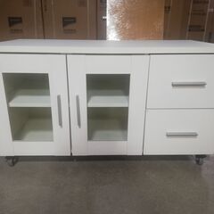 AVローチェスト（テレビ台）　880円で販売（157）