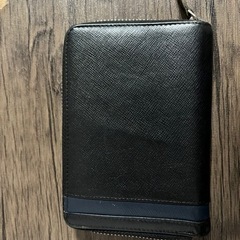 POLICE 　財布の画像