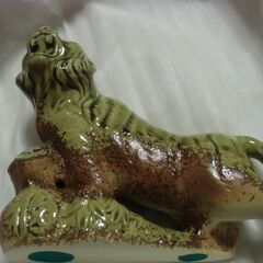 台座付き 干支 信楽焼 置物 寅 （箱あり）未使用品 お譲りします。＊石川県＊美川より＊期間限定の画像