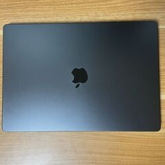 MacBook Pro M3 Max 64GB 2TB 16コア...