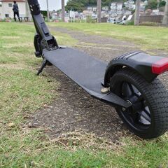 折りたたみキックボード 大人用 リアブレーキ付きの画像