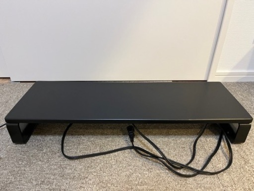 サンワダイレクト モニター台（USBハブ3ポート+電源タップ2個口付）