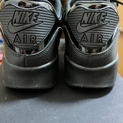 美品 スニーカー エアマックス NIKE 24cmの画像
