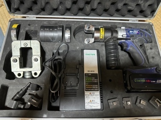 圧着機　EV-250DL