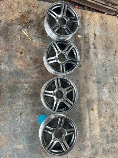 ジムニーJB23 16インチ純正ホイール　美品　
値下げ交渉あり