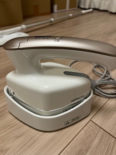 日立　衣類スチーマー