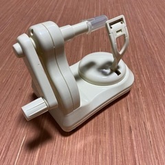 値下げ！リンゴの皮剥き機