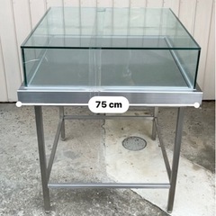 展示用ケース　ガラステーブルケースの画像