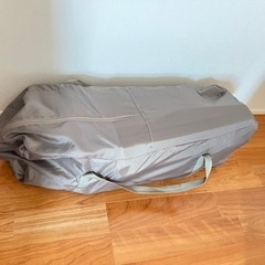 ベビーベッドの画像