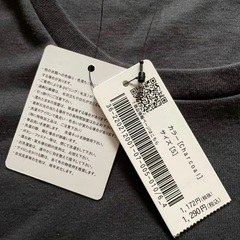 レディース　半袖　Tシャツ　チャコール　グレー　新品　未使用　タグ付きの画像