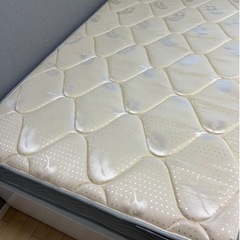シングル　マットレス　ベッド　スプリング　美品　