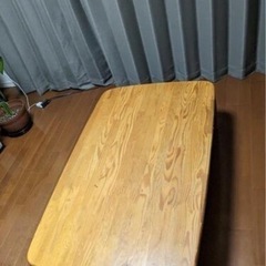 木目テーブル