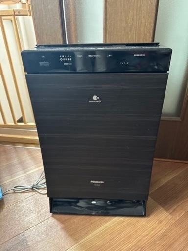 Panasonic  加湿器付き空気清浄機　2019年