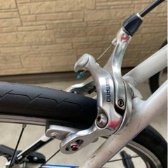 自転車 クロスバイクの画像
