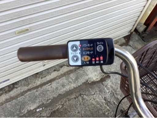 429  パナソニック新機種電動アシスト自転車vivi26インチブラウンボディー