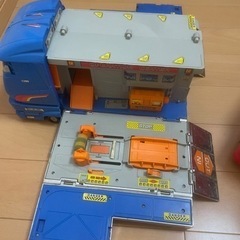 トミカ　ビッグタンクローリーの画像