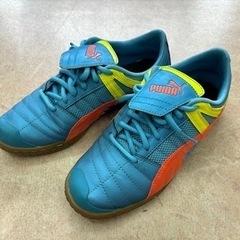 プーマトレーニングシューズ23.0cm
