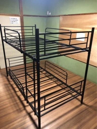 美品　2段ベット　パイプ　黒